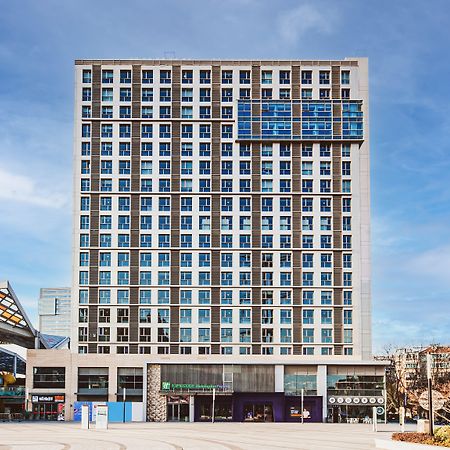 Holiday Inn Express Shanghai Baoyang By Ihg Екстериор снимка